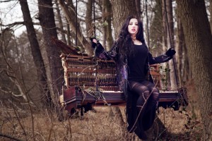 Flora Camille © Jarek Raczek